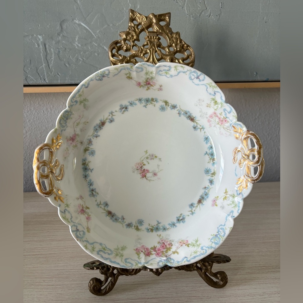 Vintage serving bowl